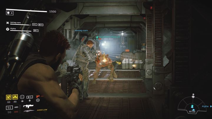 The enemies will approach you from the opposite side at first, and once you defeat them, they will start attacking from the right - Aliens Fireteam Elite: Ingress - walkthrough - Top priority - Aliens Fireteam Elite Guide