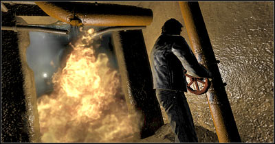 Move back a little and notice a large flooded room - Episode 3 Scene 3 part 2 - Episode 3 - Alone in the Dark - Game Guide and Walkthrough