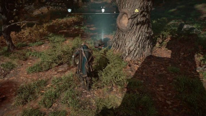 The artifact is leaning against a large tree, you just need to get it from the right side for the character to pull it out - Assassins Creed Valhalla: Roman Artifact - Glowecestrescire secrets, locations - Glowecestrescire - Assassins Creed Valhalla Guide and Walkthrough
