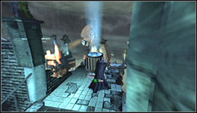 Wait for Scarecrow to complete a scan and climb up quickly - Walkthrough - Medical Facility - part 3 - Walkthrough - Batman: Arkham Asylum Game Guide & Walkthrough