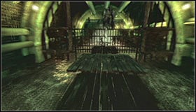 Soon after your progress has been saved the camera will change its position, informing you about a new chase sequence - Walkthrough - Caves #2 - part 2 - Walkthrough - Batman: Arkham Asylum Game Guide & Walkthrough