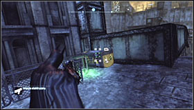 Stand on the pressure plate #1 thanks to which you will move the grate right in front of the sphere - Batman trophies (19-28) | Amusement Mile - Amusement Mile - Batman: Arkham City Game Guide