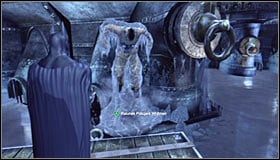 You will have to use the Grapnel Gun again , this time aiming at one of the grapple points #1 - Rescue remaining undercover GCPD officers in the Museum | Main story - Main story - Batman: Arkham City Game Guide