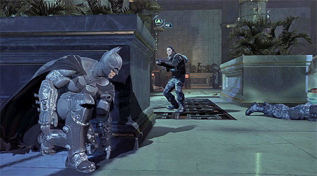 You can wait for the enemies behind covers and wait for opportunities to grab them - Gain access to the penthouse - swimming pool | Main storyline - Main storyline - Batman: Arkham Origins Game Guide