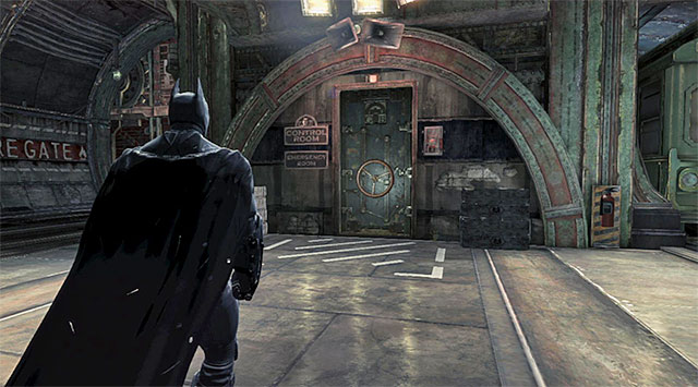 The entrance to the control room - Disarm the bomb in the train station | Main storyline - Main storyline - Batman: Arkham Origins Game Guide