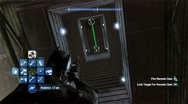 Extend the rope and pull yourself to it, using the hook - The tower in the Amusement Mile district | Casefile Reports - Casefile Reports - Batman: Arkham Origins Game Guide