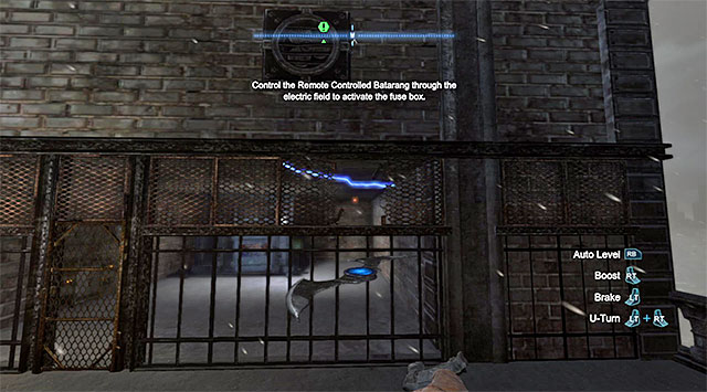 The tower itself is enclosed within an electric fence - Deactivate the jamming signal #2 | Main storyline - Main storyline - Batman: Arkham Origins Game Guide
