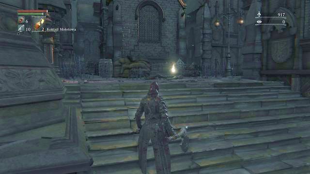 Beware of the enemies jumping out from behind the corners. - Central Yharnam | Walkthrough - Walkthrough - Bloodborne Game Guide & Walkthrough