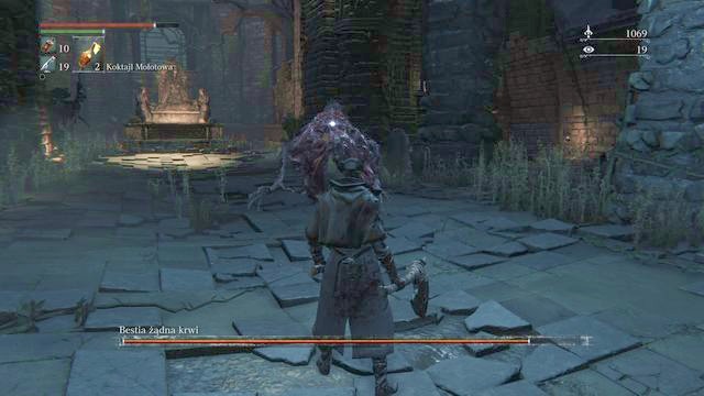 When the enemy gets close to you better be prepared for a mighty attack. - Blood-Starved Beast | Boss Fights - Boss Fights - Bloodborne Game Guide & Walkthrough