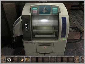 Leave the bay and take another look at the 3D printer (zoom) - Walkthrough - Brittany - Museum - Part 2 - Brittany - Chronicles of Mystery: The Tree of Life - Game Guide and Walkthrough