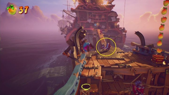 In the beginning, you'll encounter a very "nice" opponent who can attack you from long distance - Crash 4: Hook, Line and Sinker walkthrough - Salty Wharf, 1717 - Crash 4 Guide, Walkthrough