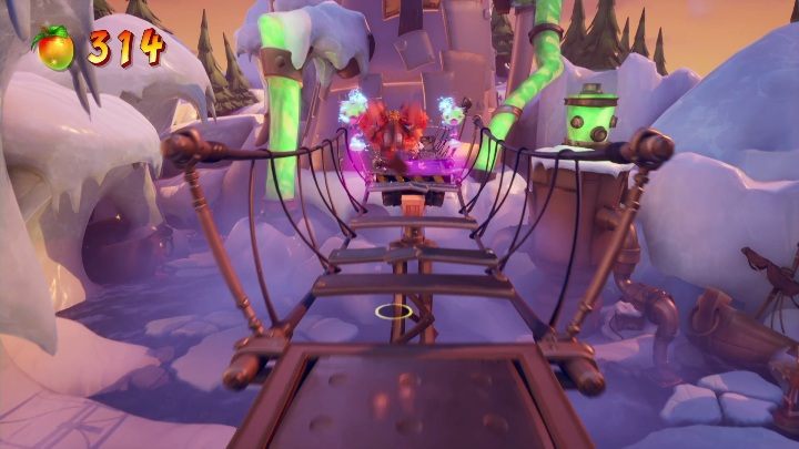 There are also several opponents in your path - Crash 4: Yellow Gem - where to find, location of the diamond - Special Gems - Crash 4 Guide, Walkthrough