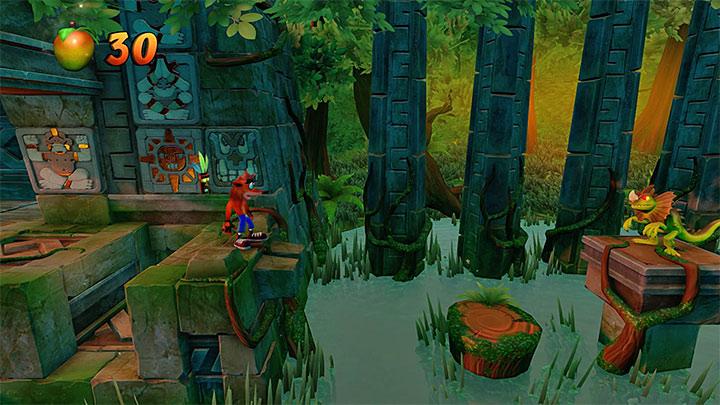Go right and avoid obstacles that you already know from The Lost City - Crash Bandicoot N. Sane Trilogy: Sunset Vista - Crash Bandicoot N. Sane Trilogy: Crash Bandicoot - Wumpa Island - Crash Bandicoot N. Sane Trilogy Game Guide