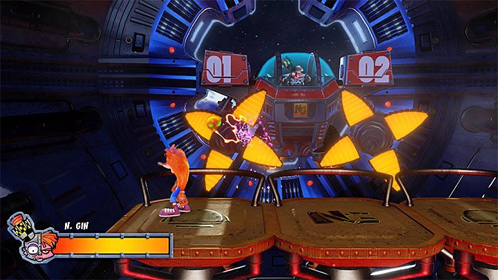 You have to use apples to attack the boss - Crash Bandicoot N. Sane Trilogy: Mech Wrecked - Crash Bandicoot N. Sane Trilogy: Crash Bandicoot 2 Cortex Strikes Back - Crash Bandicoot N. Sane Trilogy Game Guide