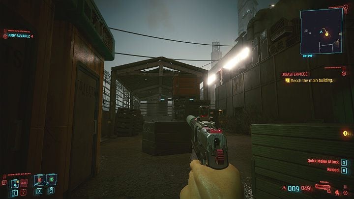 The alternative entrance leads through a pile of pallets and then to a metal roof - Cyberpunk 2077: Disasterpiece walkthrough - Cyberpunk 2077: Act 2 Main missions - Cyberpunk 2077 Guide