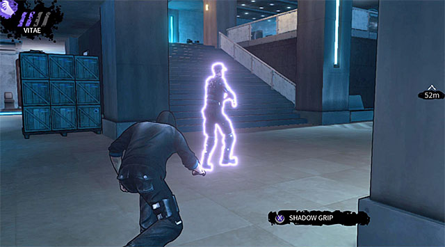 A hunter guarding the stairs - Cryogenic - lobby (after hunters arrival) - Chapter 5 - DARK - Game Guide and Walkthrough