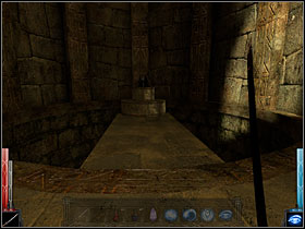 Go onto the dais. - The Temple of the Spider #9 - Chapter 5: The Temple of the Spider - Dark Messiah of Might and Magic - Game Guide and Walkthrough