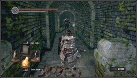 A further way leads up the stairs - Undead Burg - p. 2 | Walkthrough - Walkthrough - Dark Souls Game Guide & Walkthrough