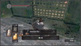 Kill an enemy next to the gate [1] and pick up Basement Key - Undead Parish - p. 2 | Walkthrough - Walkthrough - Dark Souls Game Guide & Walkthrough