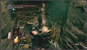 Next to the tomb youll find one more passage - a hole in the wall - The Catacombs - p. 3 | Walkthrough - Walkthrough - Dark Souls Game Guide & Walkthrough