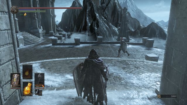 The patrolling knight with red eyes deals more damage and has longer sequences of strikes. - Anor Londo - Walkthrough - Dark Souls III Game Guide & Walkthrough