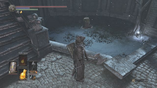 Calmly walk towards the turned opponent so that you can attack him from the back. - Irithyll of the Boreal Valley - Walkthrough - Dark Souls III Game Guide & Walkthrough