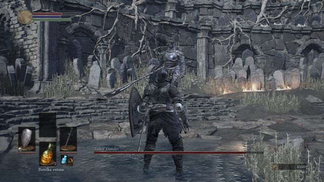 Watch out for the bosss long ranged attacks. - Iudex Gundyr - Bosses - Dark Souls III Game Guide & Walkthrough
