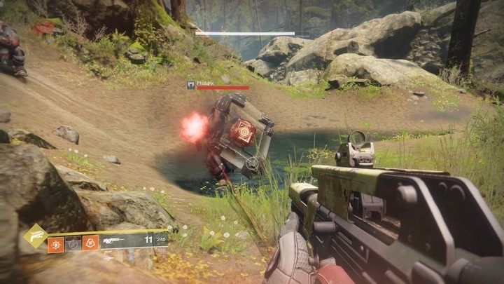 Hoplite shield - search for its weaknesses, attack from above, or ask for the help of allies while playing cooperatively - Destiny 2: Enemy shields - combat - Destiny 2: Combat - Destiny 2 Game Guide