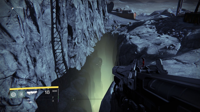 The view on the Ghost from the escarpment - Moon | Dead Ghosts - Dead Ghosts - Destiny Game Guide