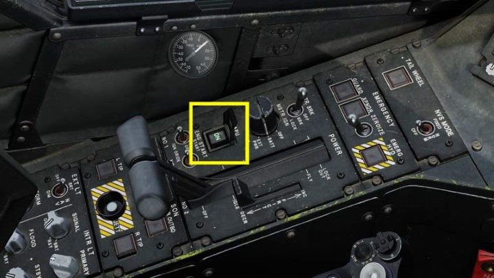Turn on the APU - auxiliary engine necessary to start the main engines - DCS AH-64D Apache: Cold Start - flight preparation - Flight and Navigation - DCS AH-64 Apache Guide