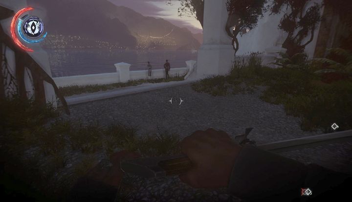 On the right, there is an access to a flooded storage. - Eliminate Duke Abele | Mission 8 - Mission 8 - The Grand Palace - Dishonored 2 Game Guide