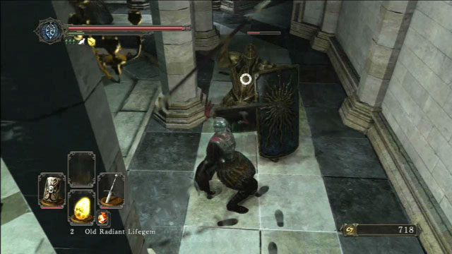 Defeat the strong guards - Drangleic Castle - courtyard - Walkthrough - Dark Souls II - Game Guide and Walkthrough