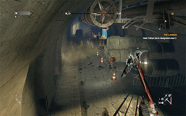 Carefully go through the tunnel. - 1: The Launch | Side quests - Antenna - Side quests - Antenna - Dying Light Game Guide