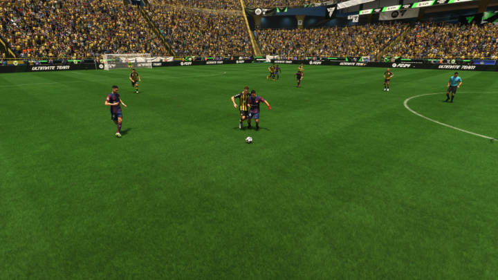 In EA Sports FC 24, you can try to push your opponent with your shoulder (L2/LT) when you catch up with him while running - EA Sports FC 24: Defense - EA Sports FC 24: Basics - EA Sports FC 24 - game guide