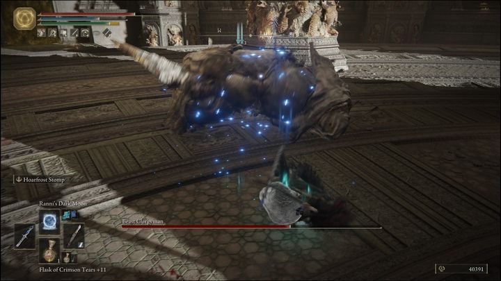 It is important not to get too close to him, as he has many area of effect and quick attacks, such as a beast claw spell that creates cuts in the ground around him - Elden Ring: How to beat Maliketh, the Black Blade? - Elden Ring: All bosses in Crumbling Farum Azula - Elden Ring Guide