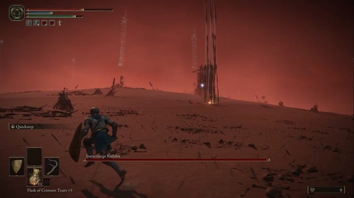 When you shorten the distance to the opponent, he will release a rain of arrows at you - Elden Ring: How to beat Starscourge Radahn? - Elden Ring: All bosses in Caelid - Elden Ring Guide