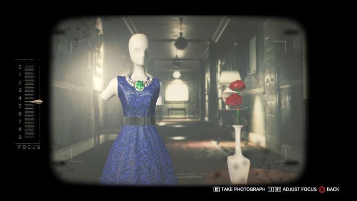 Place the mannequin and the items correctly. Then, take a photo of them. - Chapter 5 - Lying in Wait | Walkthrough - Walkthrough - The Evil Within 2 Game Guide