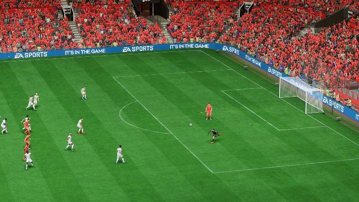A throw (X / A) is a quick and precise way to resume the game right after taking over the ball - FIFA 23: Playing Goalkeeper - resuming game, moving the goalkeeper - FIFA 23: Basics - FIFA 23 Guide