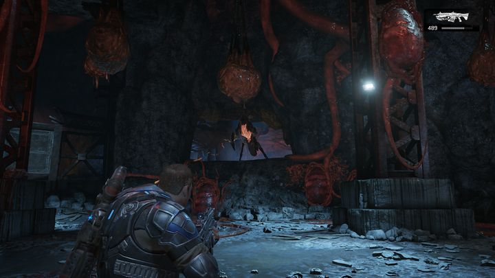 Fighting a Snatcher. Keep your distance, and you should not have any issues. - Act 3:6 - Origins | Walkthrough - Walkthrough - Gears of War 4 Game Guide