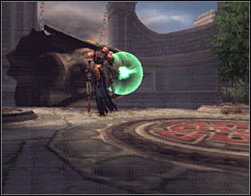 Take some green orbs from a chest - God of War 2: The Temple of Lahkesis 2 - Walkthrough - God of War 2 Game Guide & Walkthrough