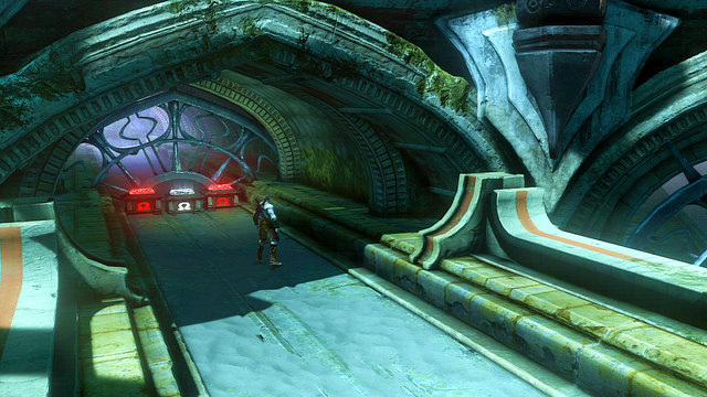 Before you run further, turn around and get into an alley with two red chests and one white with Gorgon Eye - Walkthrough - Chapter 6: The Cistern - God of War: Ascension - Game Guide and Walkthrough