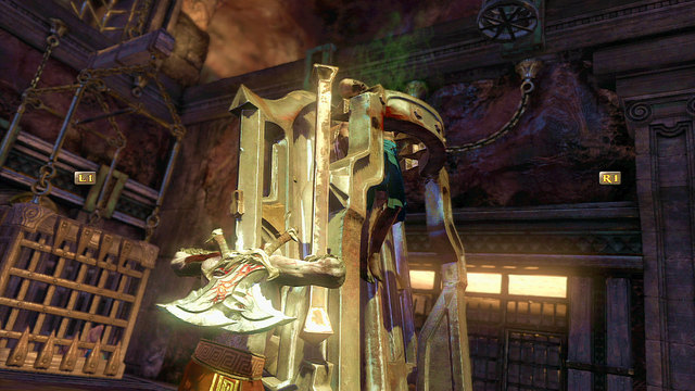 Go to the device and open it - Walkthrough - Chapter 17: Martyrs Chamber - God of War: Ascension - Game Guide and Walkthrough