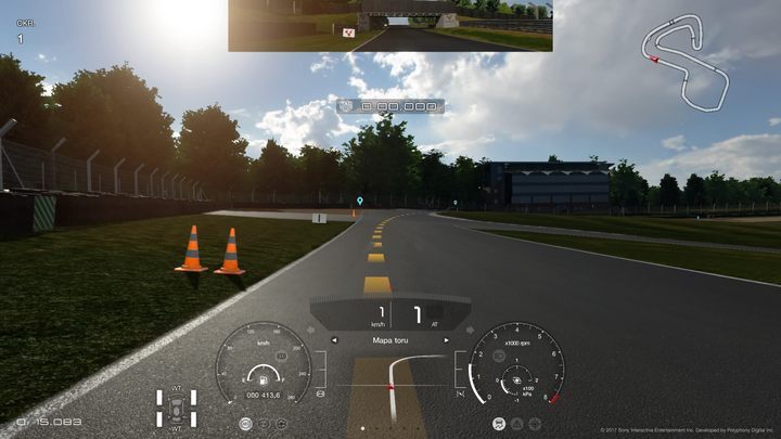Instead of bollards, its better to remember the board with green stripes on the band as a stopping place. - Dont trust the bollards in Gran Turismo Sport - Races - Practical advice - Gran Turismo Sport Game Guide