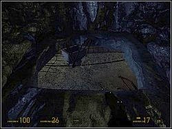 Hiding behind the trollies, kill acid-antlions so you can get to the corridor with a way to the left (A) and antlions behind the barricade (B) - To the White Forest p. II - Walkthrough - Half-Life 2: Episode Two Game Guide & Walkthrough