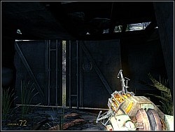 Walk through that gate and head towards the portal - Walkthrough - To the White Forest p. I - Walkthrough - Half-Life 2: Episode Two Game Guide & Walkthrough