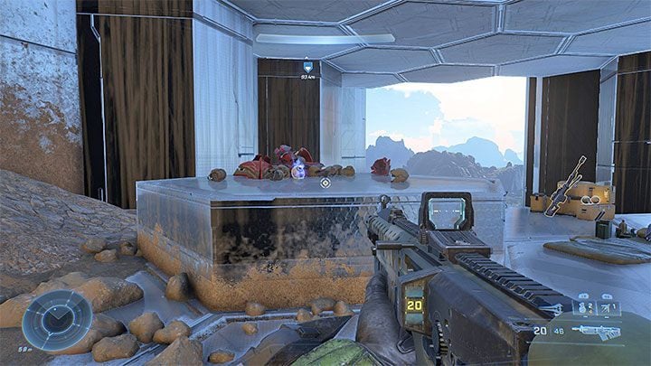 In the case of more remote shelves, you can boost your efforts by sprinting and firing th rope mid-air - Halo Infinite: Fog, 7th skull (open world) - location, where to find? - Skulls - Halo Infinite Guide