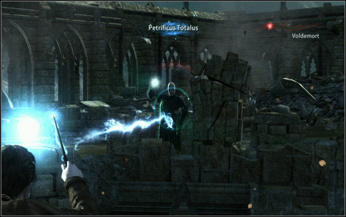 Despite the appearance, the fight isn't really hard - Walkthrough - A Turn of Events - Harry Potter and the Deathly Hallows Part 2 - Game Guide and Walkthrough