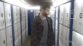 Turn left, walk to the end and turn left again - Chapters: Paparazzi - The Lizard | Heavy Rain Achievements - Achievements / Trophies - Heavy Rain HD Guide