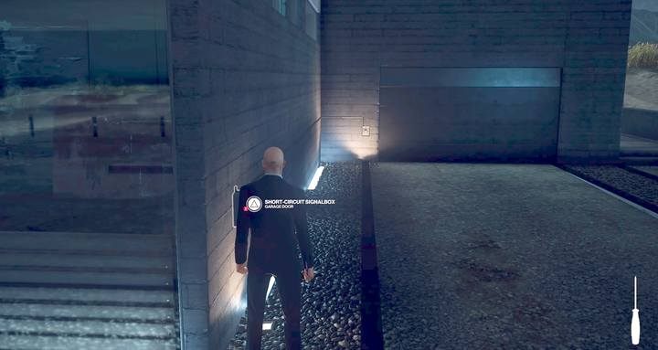 Short circuit the signalbox and the button near the gate will be usable. - Hitman 2: Preparations for arrival of the target - Nightcall walkthrough - Nightcall (Hawkes Bay) - Hitman 2 Guide