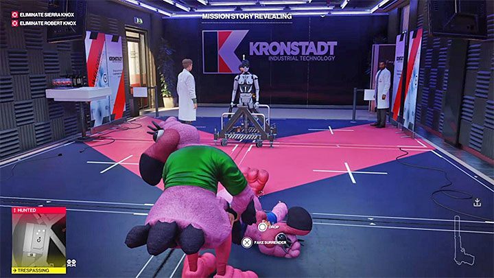 Drag the man in the flamingo suit to the room with the android on the right side - Hitman 2: Miami - Trophies/Achievements list - Hitman 2 - Hitman 2 Guide